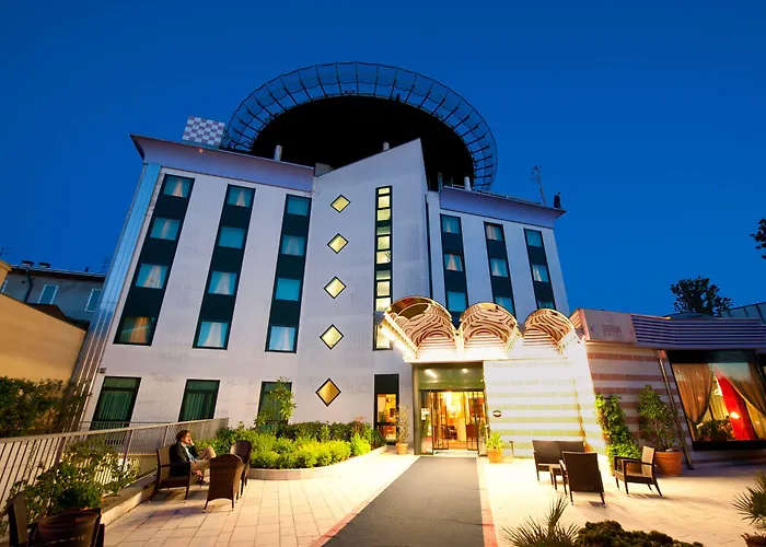Castagna Palace Hotel & Restaurant