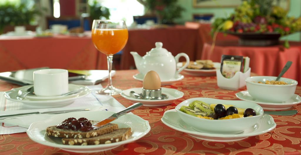 Castagna Palace & Restaurant