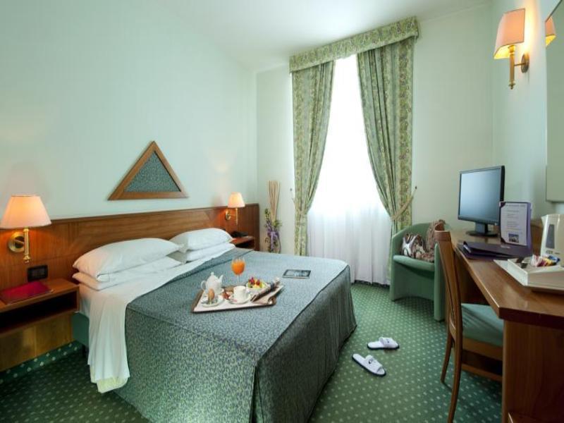 Castagna Palace & Restaurant 3*